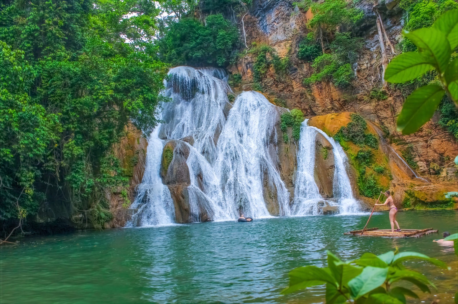 Turismo registra terceira maior alta do  país e setor de serviços cresce em Goiás